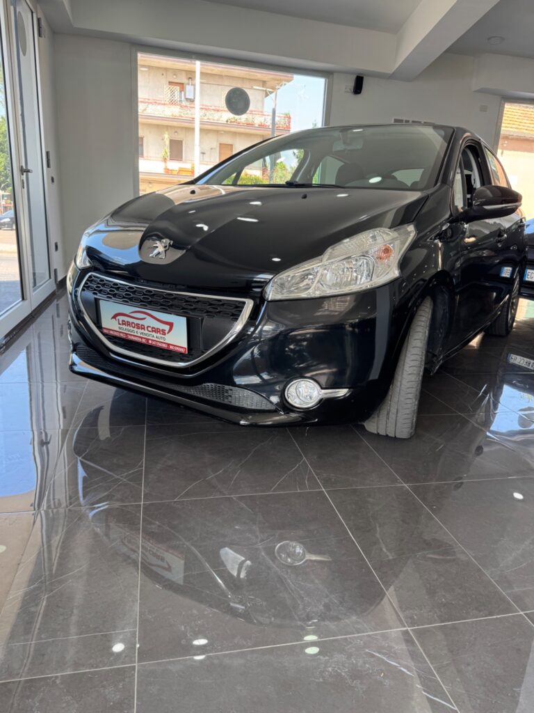 Peugeot 208