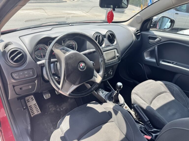 Alfa Romeo mito