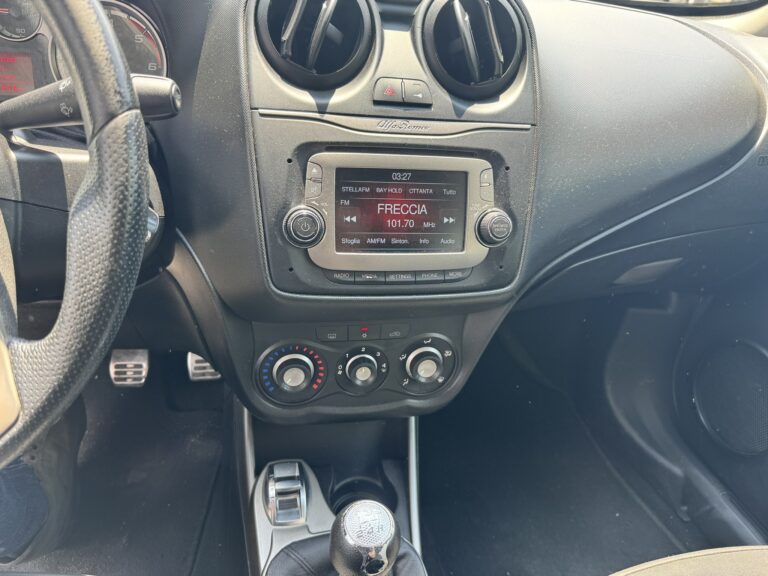 Alfa Romeo mito